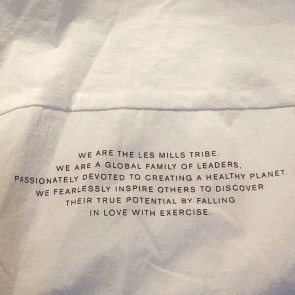 REEBOK NWT UNISEX LESMILLS TRACK  PERFORMANCE JACKET COAT ZIP UP WINDBREAKER SM - Picture 6 of 12